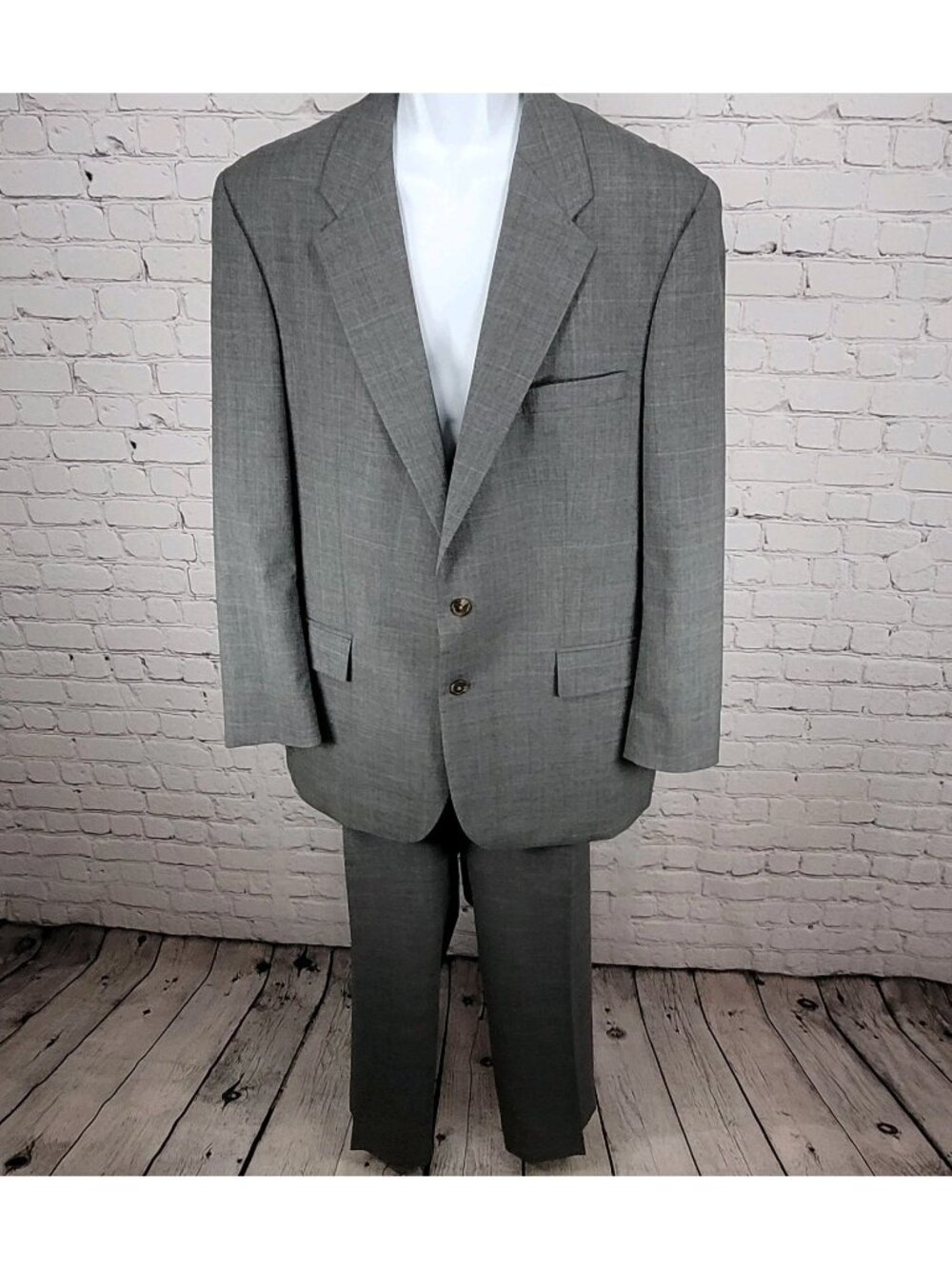 Chaps Ralph Lauren Grey 100% Wool Full Suit Set Jacket Size 46T Pants 39x31